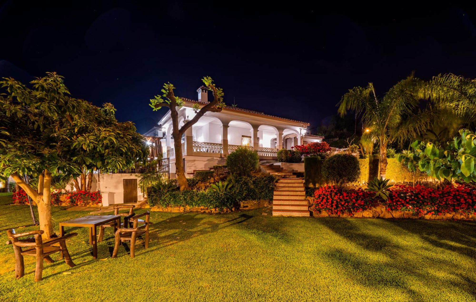 Cubo'S Villa Esmeralda Alhaurín el Grande Dış mekan fotoğraf